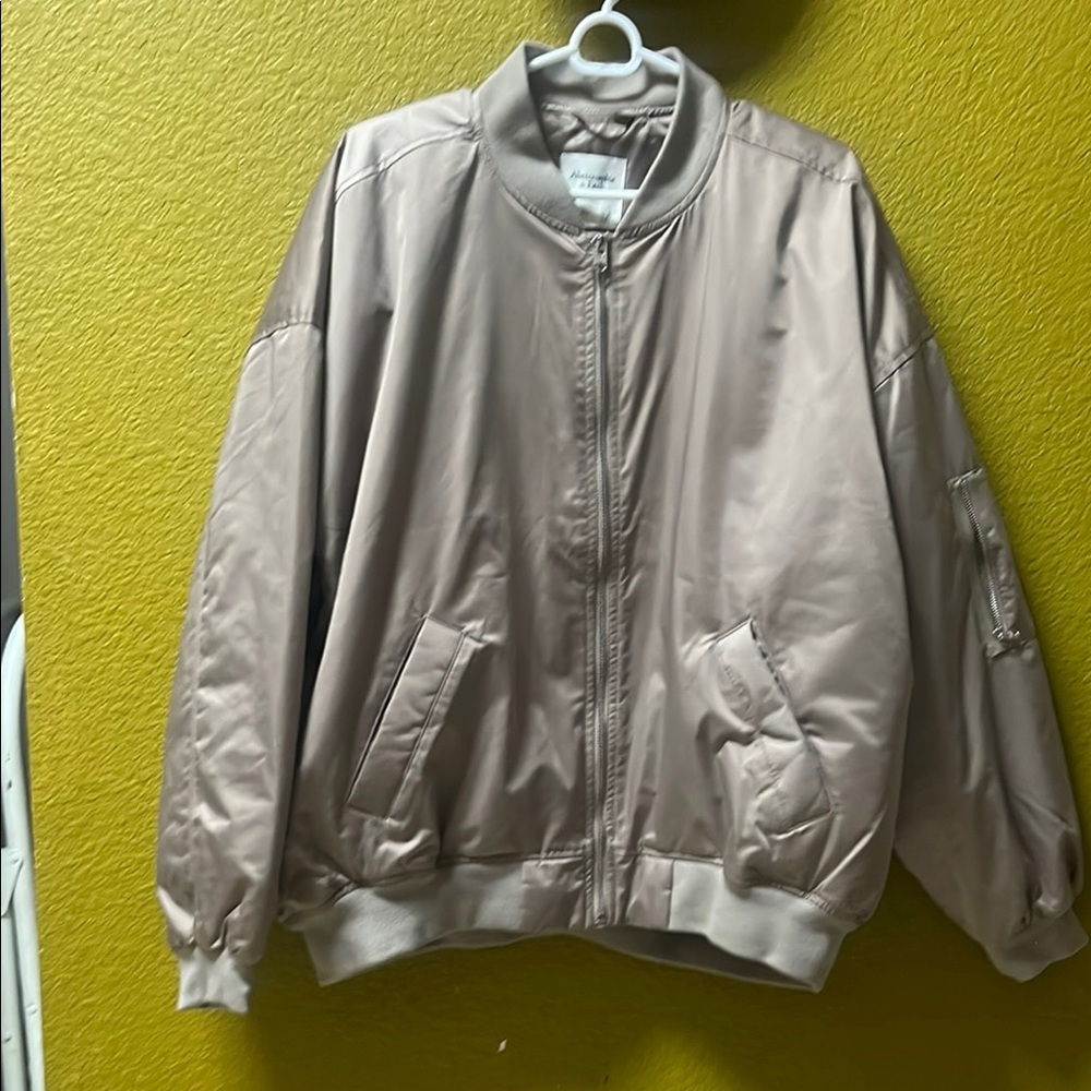 Abercrombie & Fitch Men's Bomber Jacket - Light Tan
